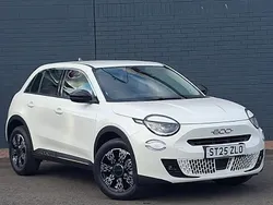 White New 2024 Fiat 600 La Prima Hatchback | £20,998 (Super price)