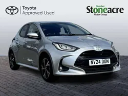 Silver Used 2024 Toyota Yaris Hybrid Design Hatchback | £19,000 (Fair price)