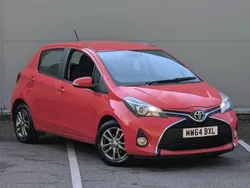 Red Used 2014 Toyota Yaris Multidrive S Hatchback | £7,973 (Expensive)
