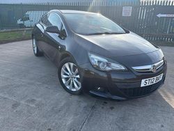 Black Used 2012 Vauxhall Astra GTC SRi Coupe | £2,795 (Fair price)