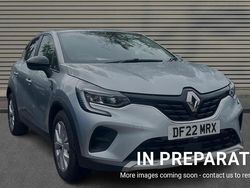 Grey Used 2022 Renault Captur Iconic SUV | £12,669 (Fair price)