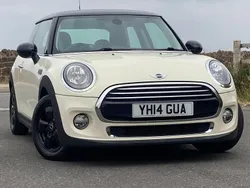 Pepper white Used 2014 Mini Cooper Hatch Hatchback | £6,790 (Fair price)