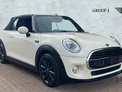 White Used 2016 Mini Cooper Hatchback | £9,995 (Fair price)