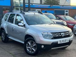 Silver Used 2015 Dacia Duster Lauréate SUV | £5,980 (Good price)