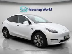 White Used 2023 Tesla Model Y RWD SUV | £24,700 (Fair price)