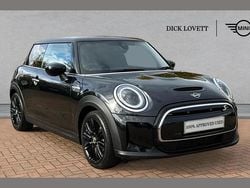 Black Used 2022 Mini Cooper S Level 2 Hatchback | £16,995 (Fair price)