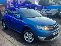 Blue Used 2016 Dacia Sandero Lauréate Hatchback | £3,980 (Fair price)