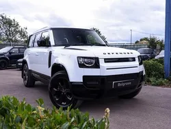 Used 2025 Land Rover Defender SE Dynamic SUV | £63,980 (Fair price)
