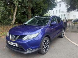 Blue Used 2015 Nissan Qashqai Tekna SUV | £6,800 (Fair price)