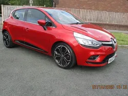 Red Used 2017 Renault Clio IV Dynamique Hatchback | £4,995 (Fair price)