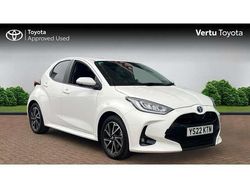 White Used 2022 Toyota Yaris Hybrid Design Hatchback | £16,296 (Fair price)