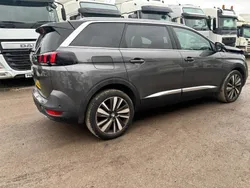 Grey Used 2019 Peugeot 5008 Premium MPV | £5,995