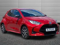 Red Used 2022 Toyota Yaris Hybrid Hatchback | £16,650 (Fair price)