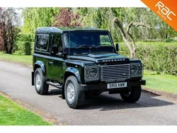 Black Used 2015 Land Rover Defender SUV | £37,995 (Fair price)