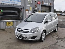 Used 2013 Vauxhall Zafira Design Edition | £3,495 (Fair price)