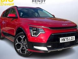 White New 2025 Kia Niro 4 SUV | £29,999 (Good price)