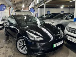 Black Used 2021 Tesla Model 3 Long Range Sedan | £20,995 (Expensive)