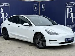 White Used 2022 Tesla Model 3 RWD Sedan | £18,999 (Fair price)