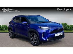 Blue Used 2023 Toyota Yaris Hybrid Design SUV | £21,029 (Fair price)