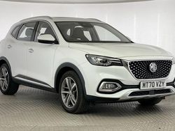 White Used 2021 MG HS Exclusive SUV | £15,550 (Fair price)