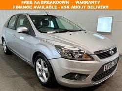 Silver Used 2009 Ford Focus Zetec Hatchback | £2,100 (Fair price)