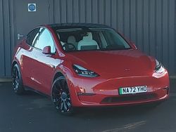 Red Used 2022 Tesla Model Y Performance SUV | £32,498 (A bit pricey)