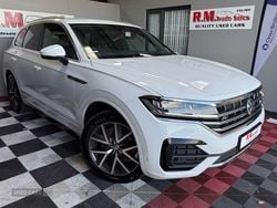 White Used 2019 VW Touareg R-line SUV | £24,995 (Fair price)