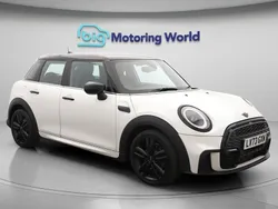 White Used 2023 Mini Cooper Hatch Hatchback | £21,500 (A bit pricey)