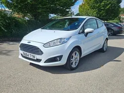 White Used 2014 Ford Fiesta Zetec Hatchback | £3,795 (Fair price)