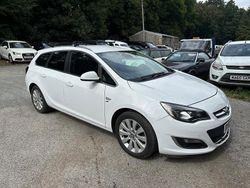 White Used 2013 Vauxhall Astra Estate | £1,295 (Super price)