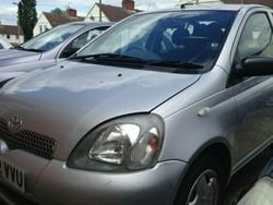 Used 2002 Toyota Yaris Hatchback | £1,400 (Fair price)