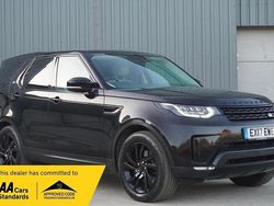 Black Used 2017 Land Rover Discovery 5 HSE SUV | £17,995 (A bit pricey)