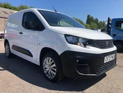 White Used 2022 Peugeot Partner MPV | £6,950 (Super price)