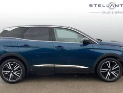 Blue Used 2021 Peugeot 3008 Premium SUV | £17,408 (Fair price)