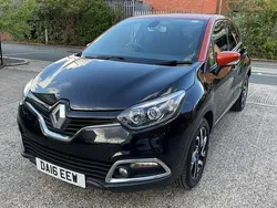 Black/orange Used 2016 Renault Captur Dynamique SUV | £7,685 (Fair price)