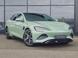 Shadow green New 2025 BYD Seal Design Sedan | £44,544 (Fair price)
