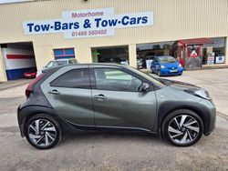 Green Used 2022 Toyota Aygo X SUV | £14,795