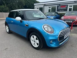 Blue Used 2015 Mini Cooper Hatch Hatchback | £9,195 (Good price)