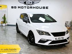 White Used 2019 Seat Leon Black Edition Hatchback | £9,385 (Fair price)