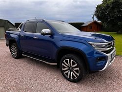 Blue Used 2023 VW Amarok Aventura Pickup | £44,995 (Fair price)