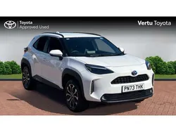 White Used 2023 Toyota Yaris Cross Design SUV | £21,347 (Fair price)