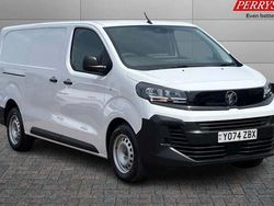 New 2025 Vauxhall Vivaro Van | £23,106 (Fair price)