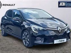 Diamond black Used 2021 Renault Clio V SE Hatchback | £13,990 (Fair price)