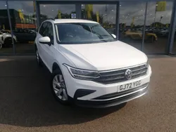 White Used 2022 VW Tiguan Life SUV | £18,898 (Fair price)