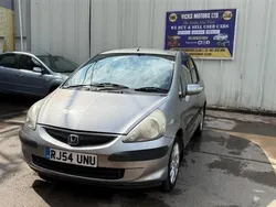 Silver Used 2004 Honda Jazz SE Hatchback | £2,499 (Fair price)