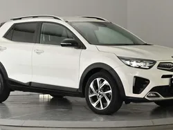 White Used 2021 Kia Stonic 4 SUV | £14,750 (Fair price)