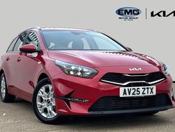 Infra red Used 2025 Kia Ceed Sportswagon Estate | £17,895 (Fair price)