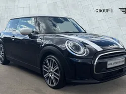 Black Used 2022 Mini Cooper Exclusive Hatchback | £19,745 (Fair price)