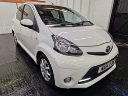 White Used 2014 Toyota Aygo Hatchback | £3,449 (Good price)