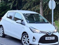 Used 2016 Toyota Yaris Hybrid | £10,995 (Fair price)